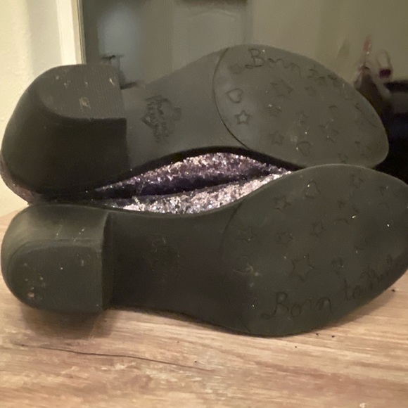 Vera Wang Princess Silver Sparkly Booties - Picture 9 of 11